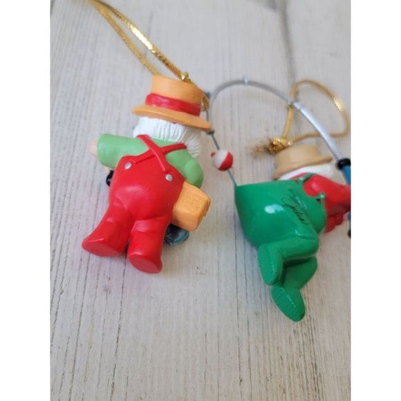 Hallmark Santa Claus 1988 fishing Fisher mistletoe 1991 ornament Xmas set - Picture 6 of 7